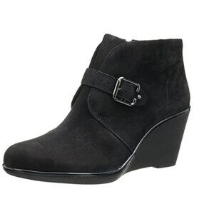 Clarks Women's Daylily Surety Wedge Boot